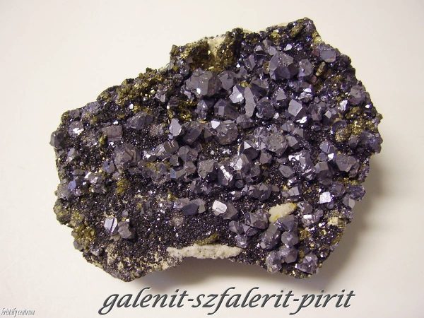Galenit-szfalerit-pirit